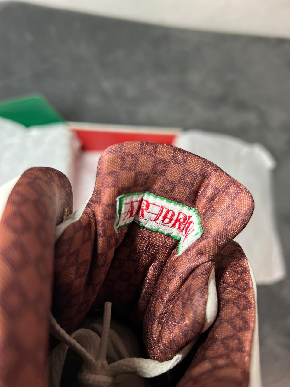 Jordan 5 Retro High "El Grito" (11 US - 29 MX)