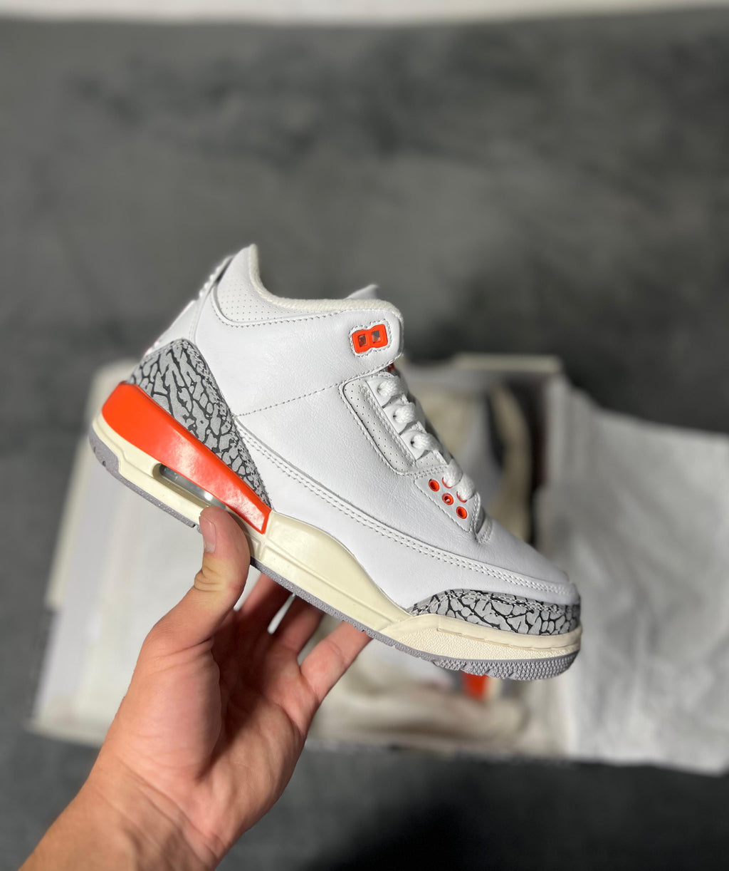 Jordan 3 Retro Georgia Peach (6 US - 23 MX)
