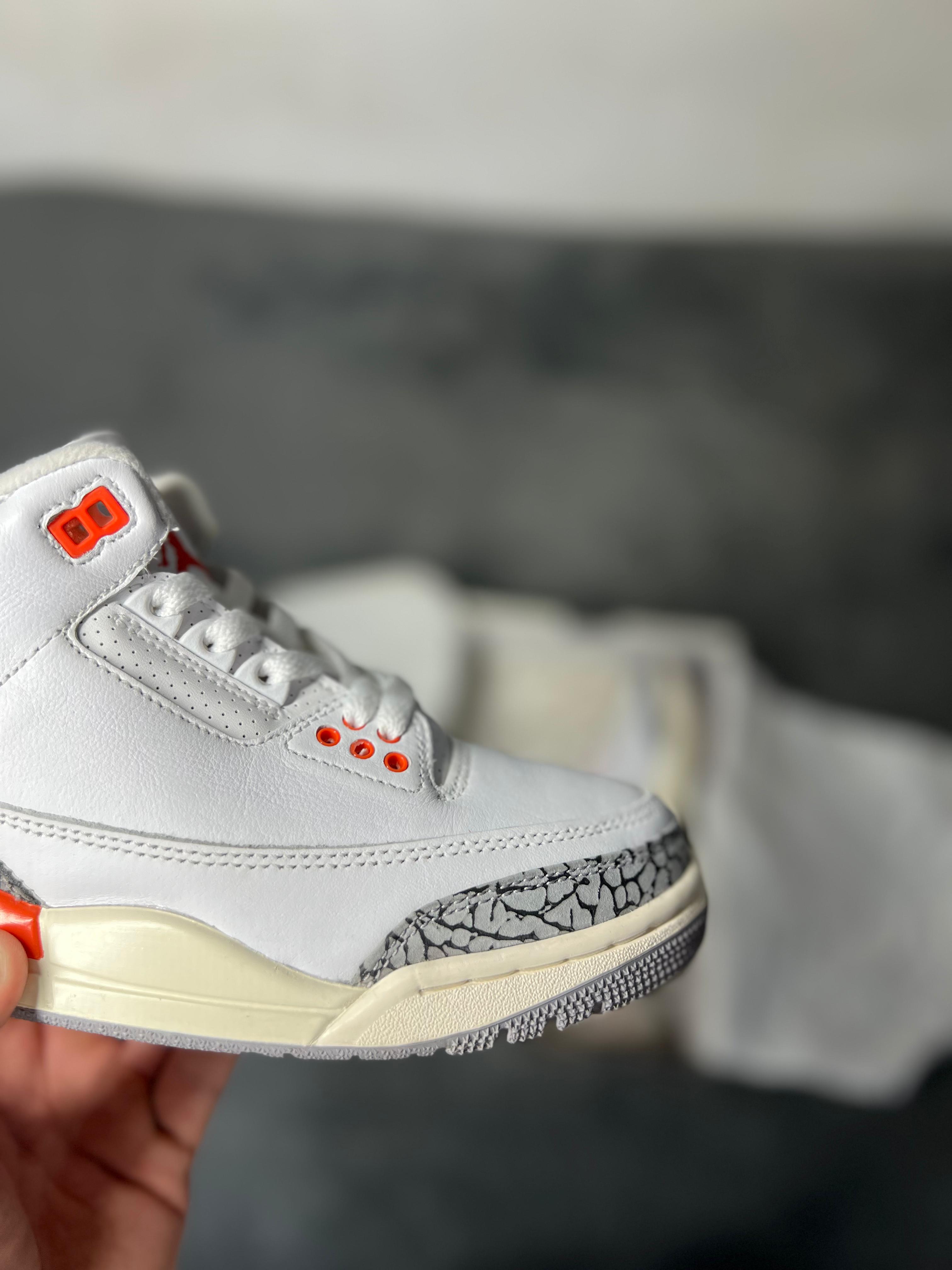 Jordan 3 Retro Georgia Peach (6 US - 23 MX)