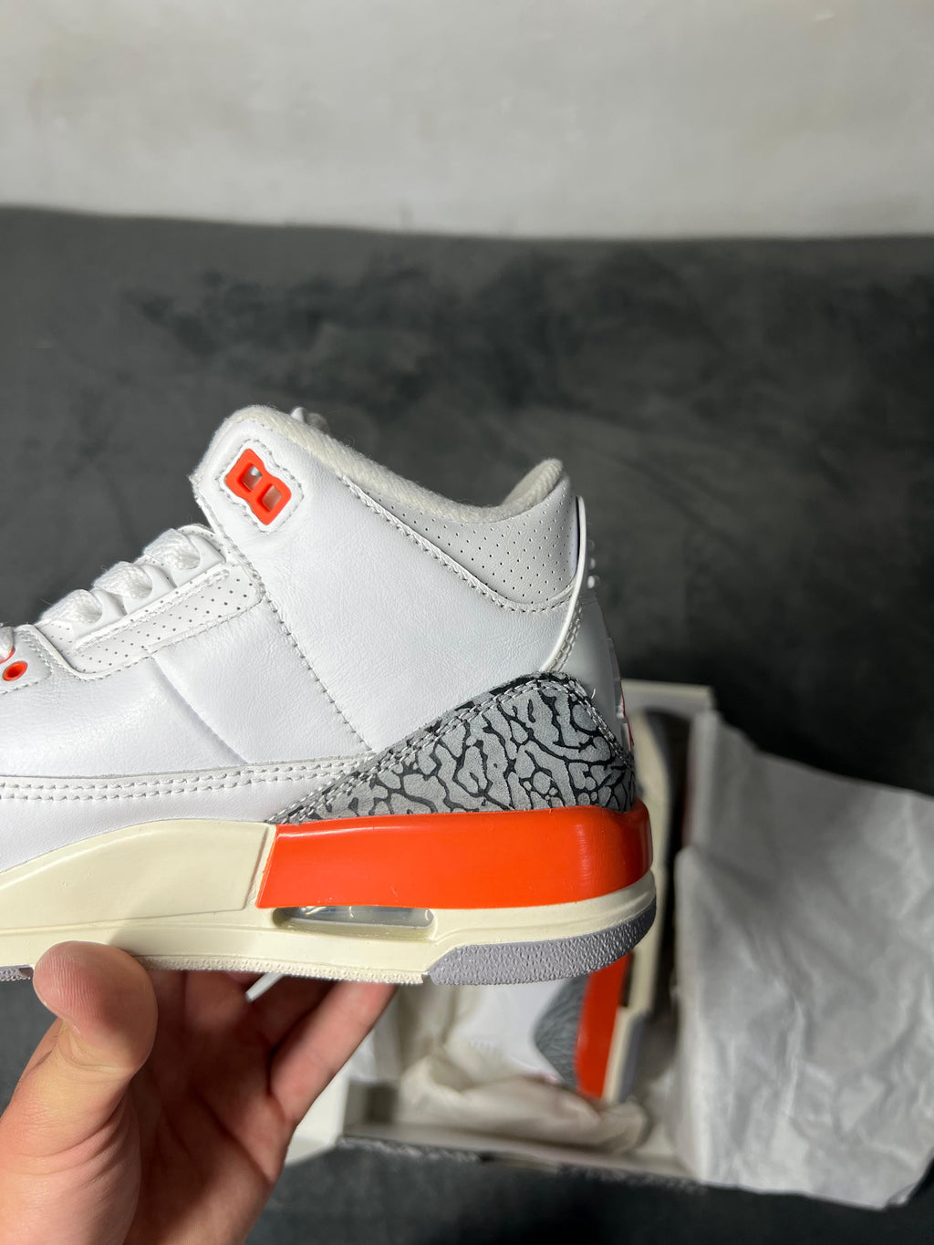 Jordan 3 Retro Georgia Peach (6 US - 23 MX)