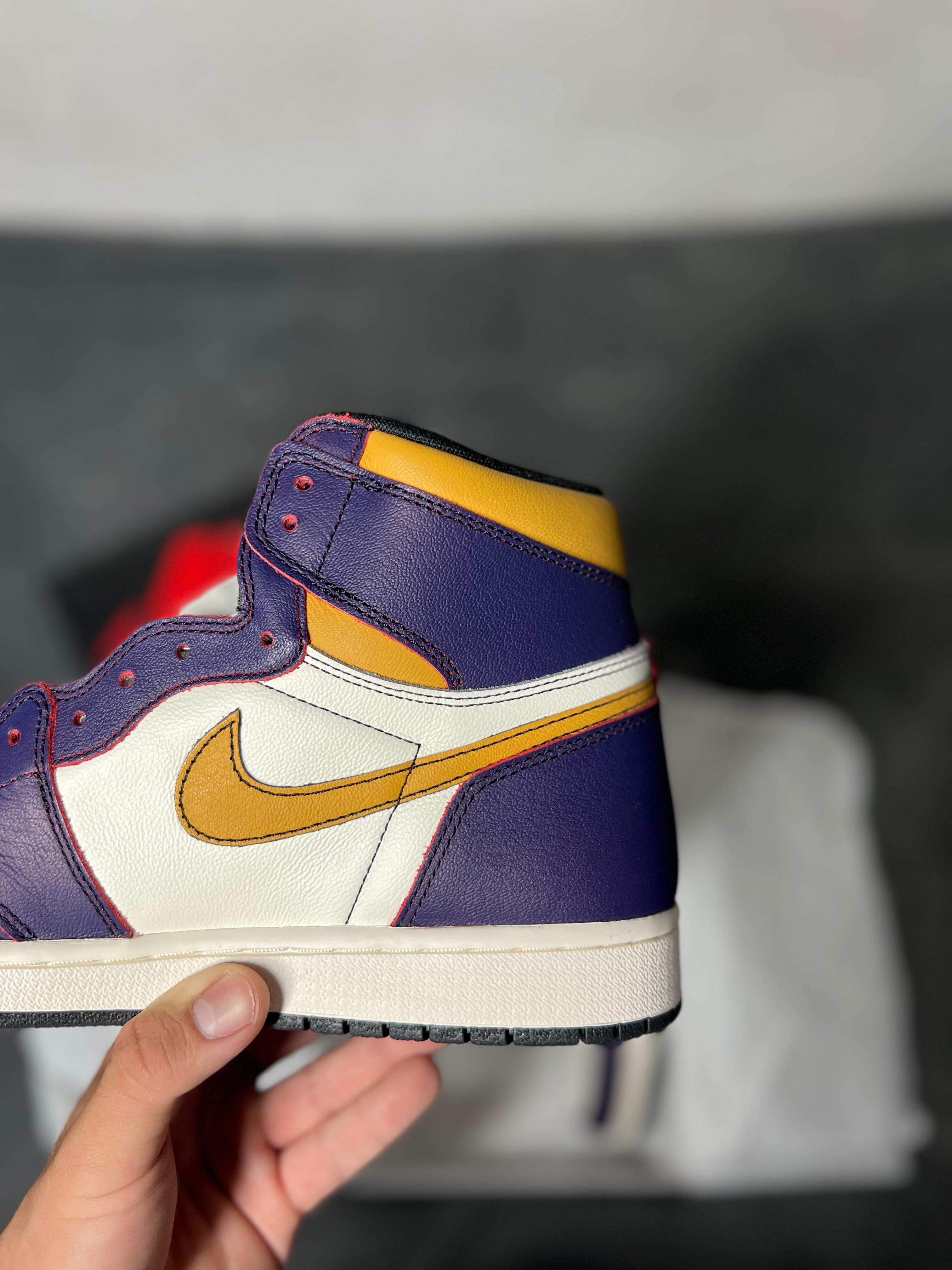 Jordan 1 Retro High Defiant SB LA to Chicago (9.5 US - 27.5 MX)