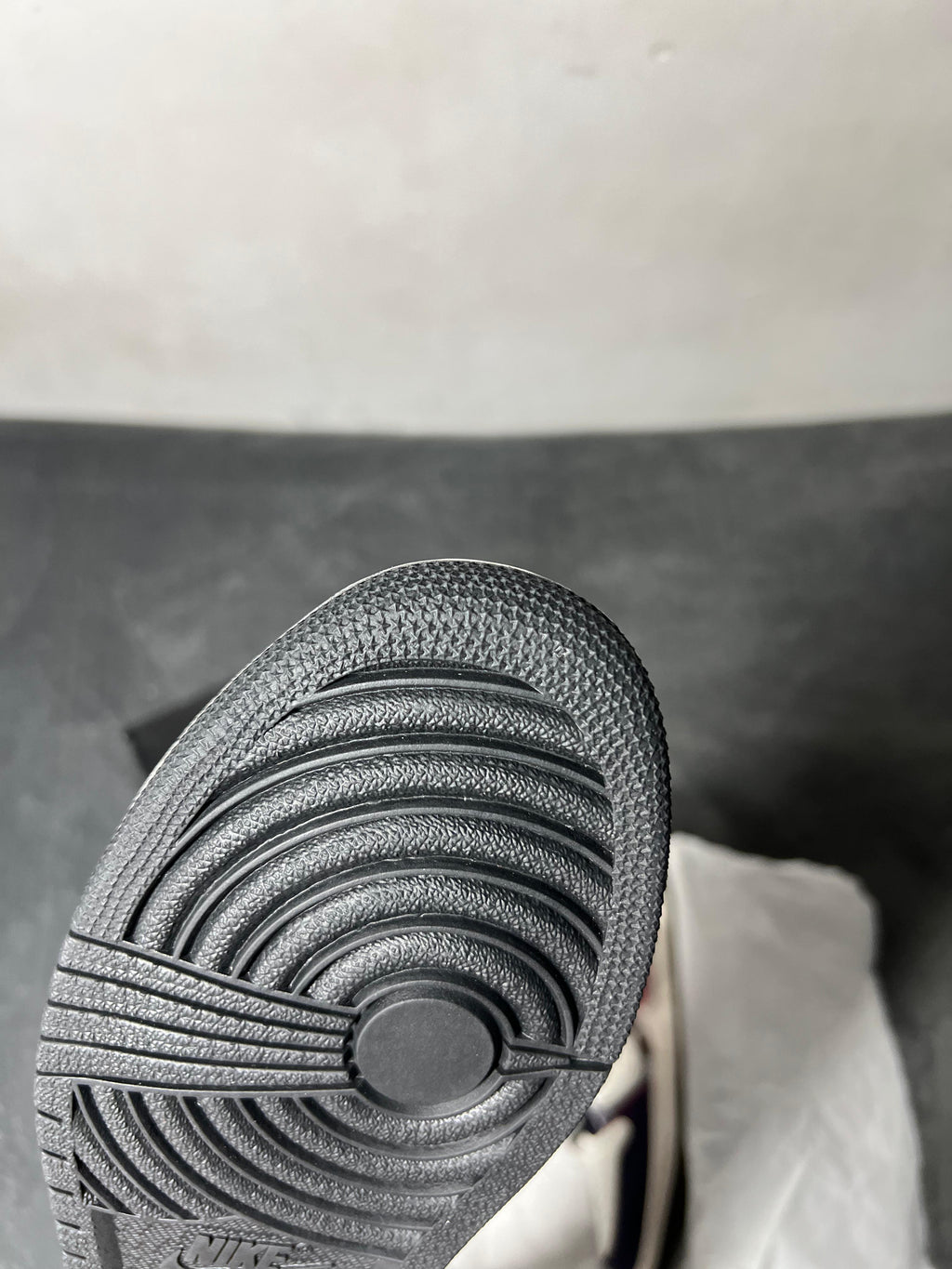 Jordan 1 Retro High Defiant SB LA to Chicago (9.5 US - 27.5 MX)