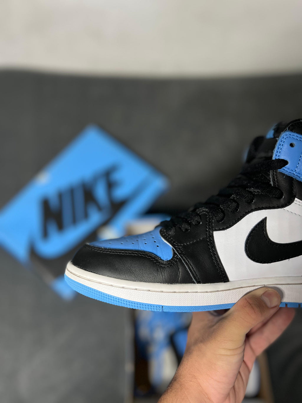 Jordan 1 Retro High OG University Blue UNC (10 US - 28 MX)