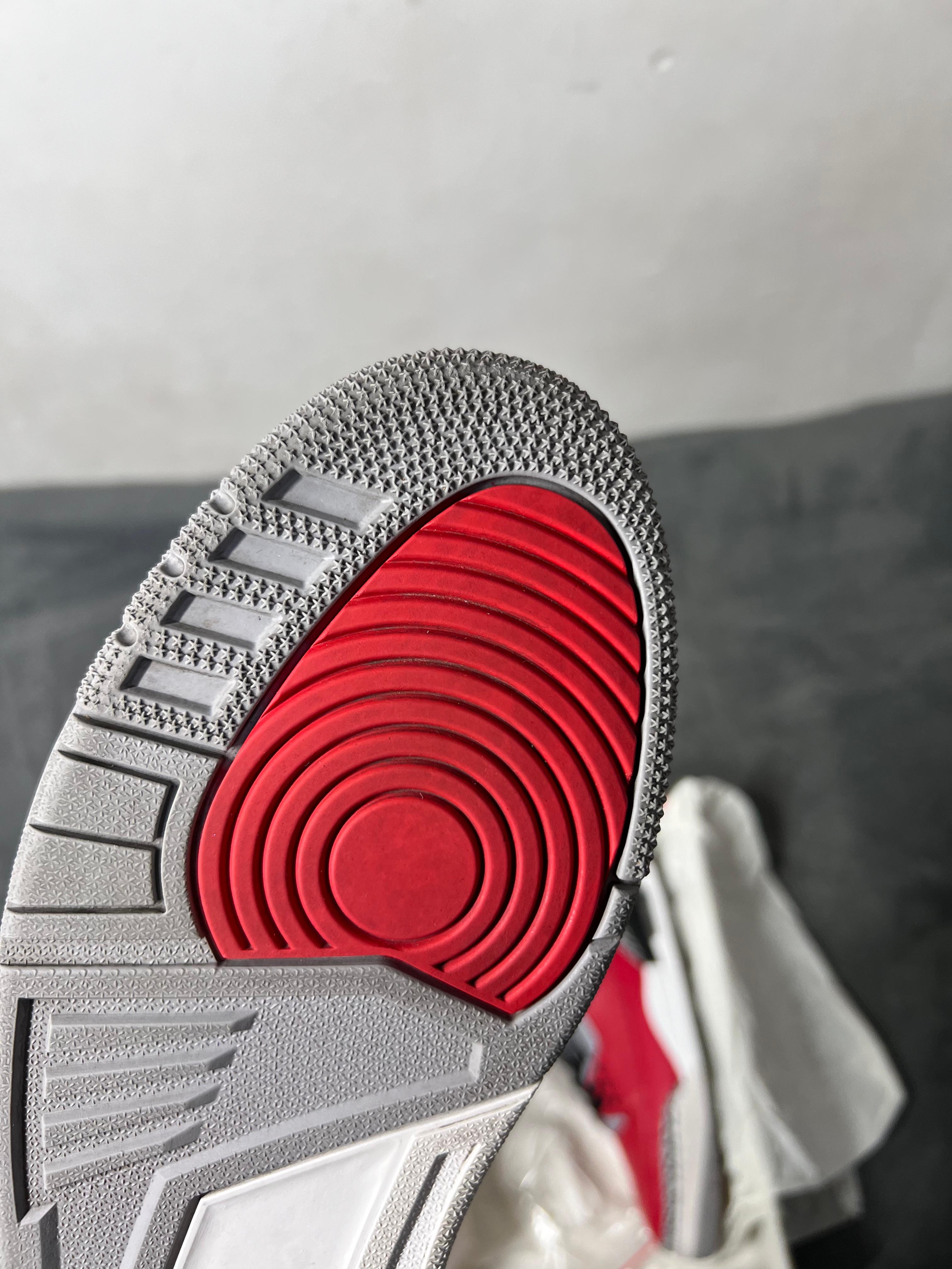 Jordan 3 Retro SE Unite (9.5 US - 27.5 MX)