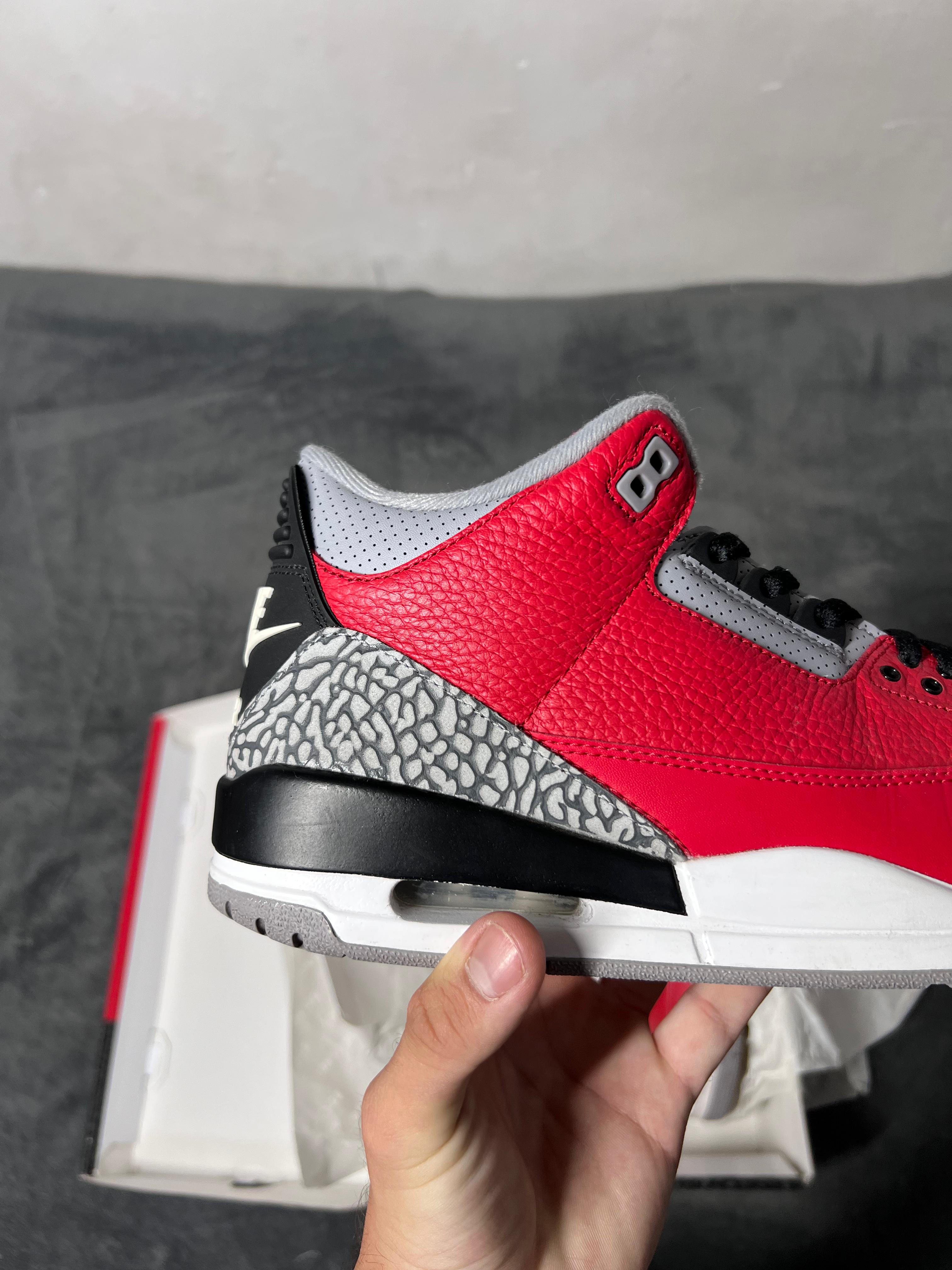 Jordan 3 Retro SE Unite (9.5 US - 27.5 MX)