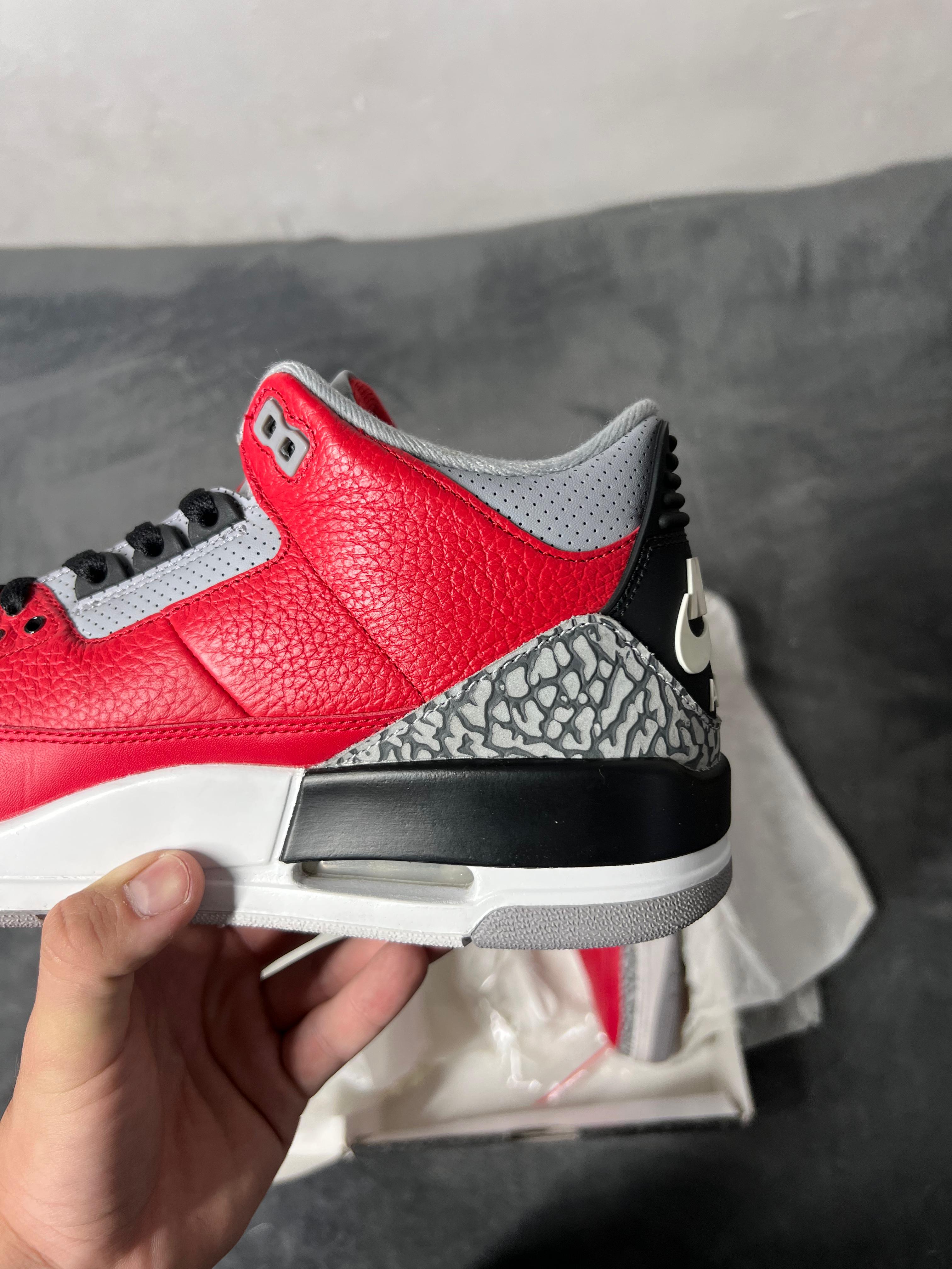 Jordan 3 Retro SE Unite (9.5 US - 27.5 MX)