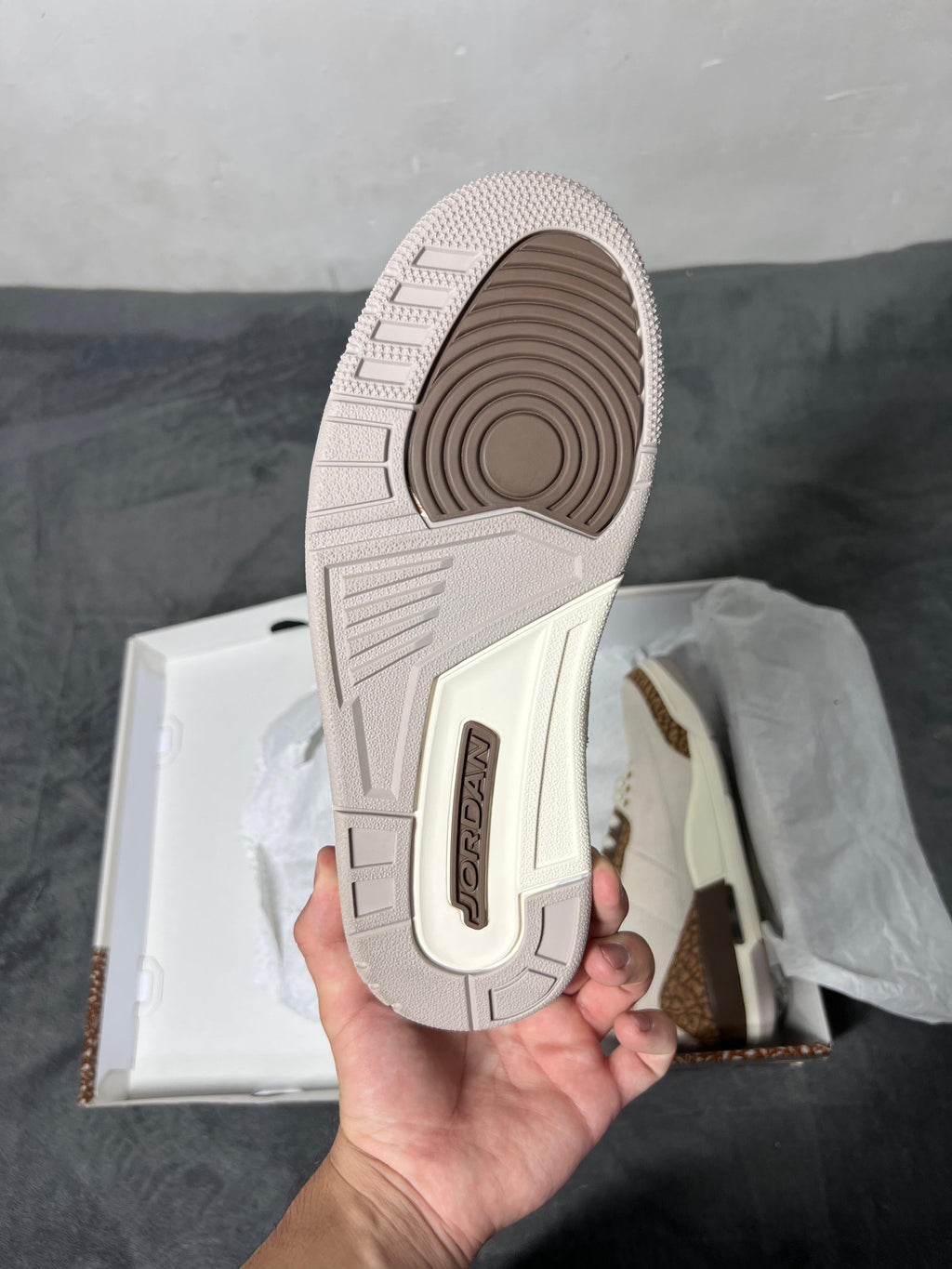 Jordan 3 Retro Palomino (8.5 US - 26.5 MX)