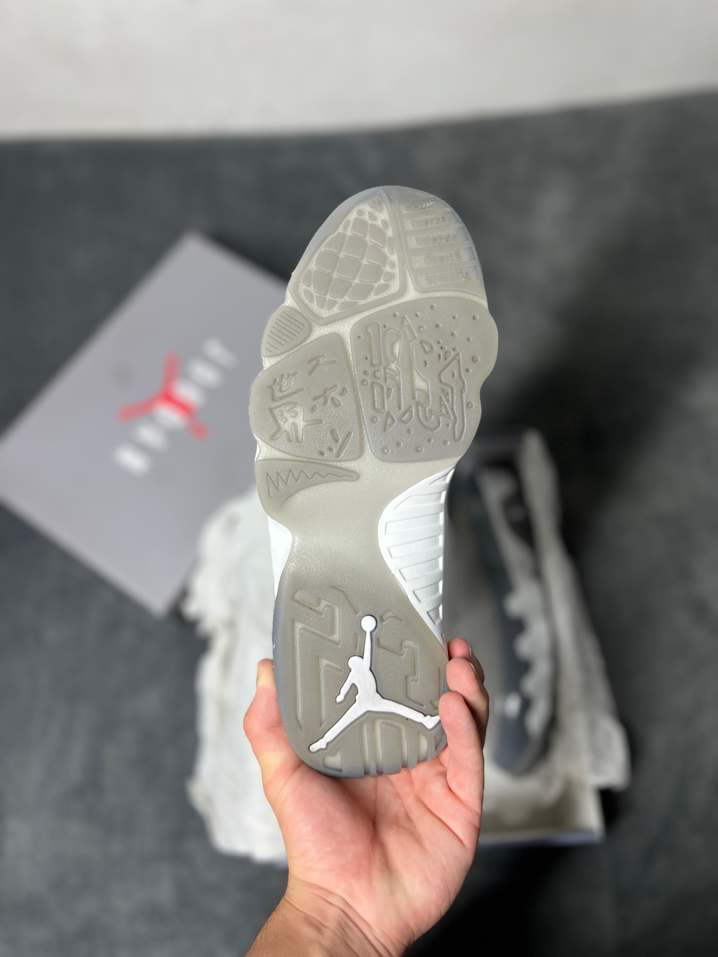 Jordan 9 Retro Cool Grey (8 US - 26 MX)