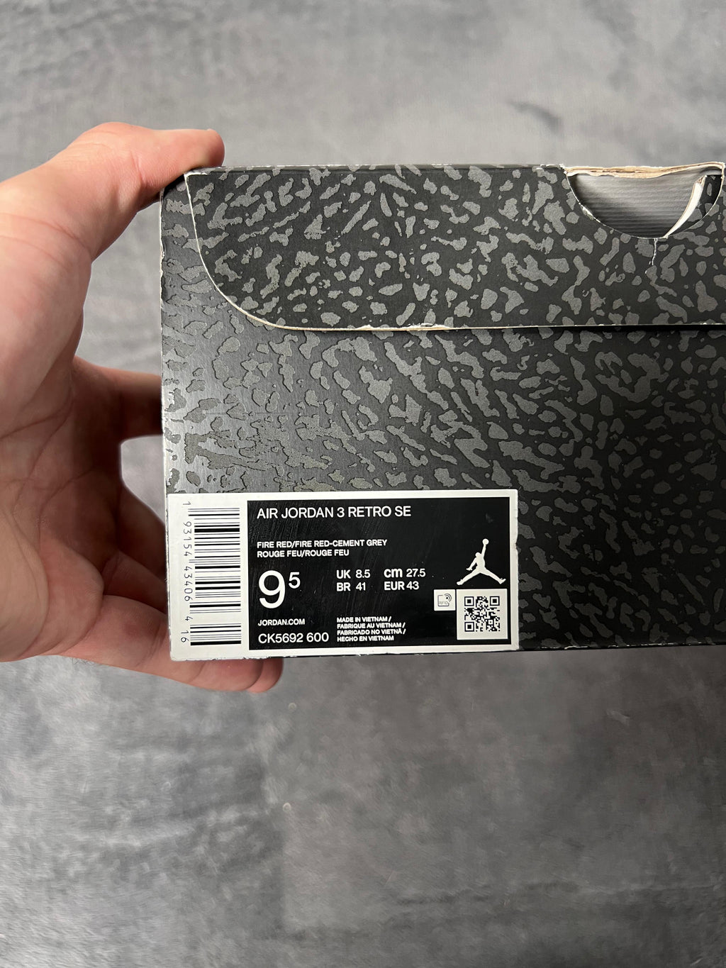 Jordan 3 Retro SE Unite (9.5 US - 27.5 MX)