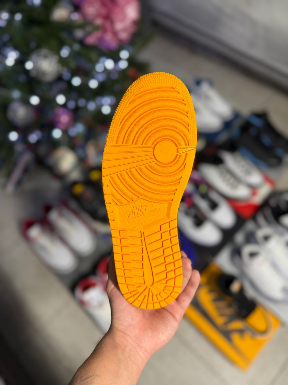 Jordan 1 Retro High OG Taxi (8 US - 26 MX)